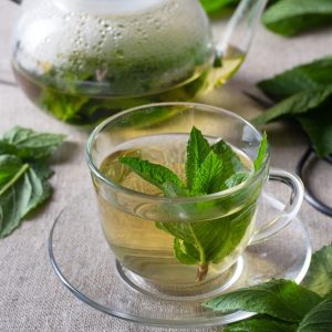 სახლური ჩაი ჯინჯერით და პიტნით